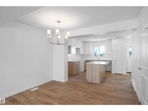 431 Aster Dr Nw, Edmonton, AB - Indoor Photo Showing Kitchen