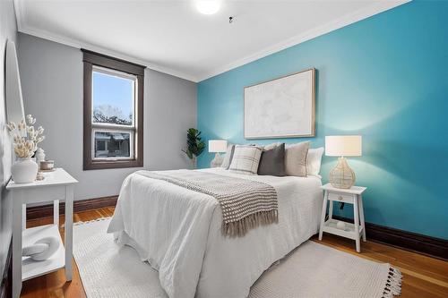 500 Newman Street, Winnipeg, MB - Indoor Photo Showing Bedroom