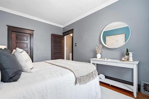 500 Newman Street, Winnipeg, MB - Indoor Photo Showing Bedroom