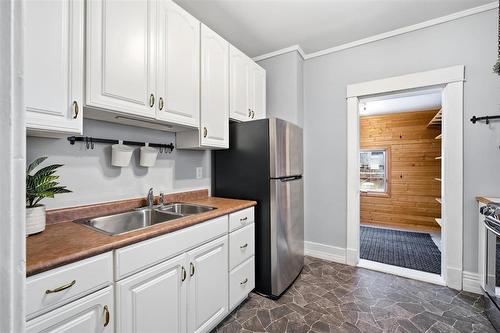 500 Newman Street, Winnipeg, MB - Indoor Photo Showing Kitchen With Double Sink