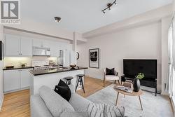 2 - 1398 BLOOR STREET W  Toronto, ON M6P 4H6