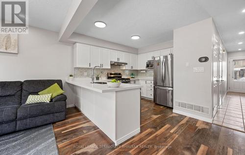 509 Northbrook Place, Kitchener, ON - Indoor Photo Showing Kitchen With Stainless Steel Kitchen