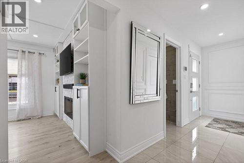 258 Sanatorium Road, Hamilton, ON - Indoor Photo Showing Other Room