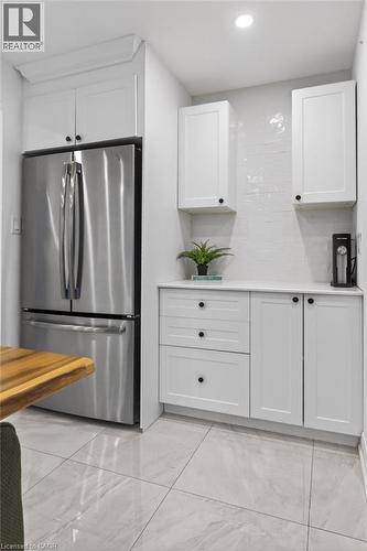 258 Sanatorium Road, Hamilton, ON - Indoor Photo Showing Kitchen