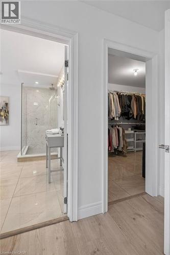 258 Sanatorium Road, Hamilton, ON - Indoor Photo Showing Other Room