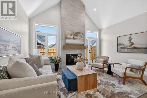 2 - 62 Compass Trail, Central Elgin (Port Stanley), ON 