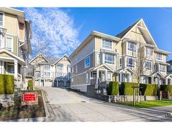 2 20159 68 AVENUE  Langley, BC V2Y 3H9