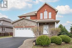 9 HILL STREET Collingwood, ON L9Y 0A7