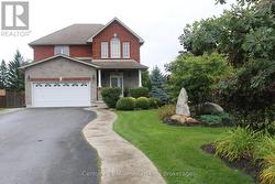 9 HILL STREET Collingwood, ON L9Y 0A7