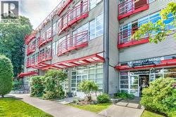 305 350 E 2ND AVENUE  Vancouver, BC V5T 4R8