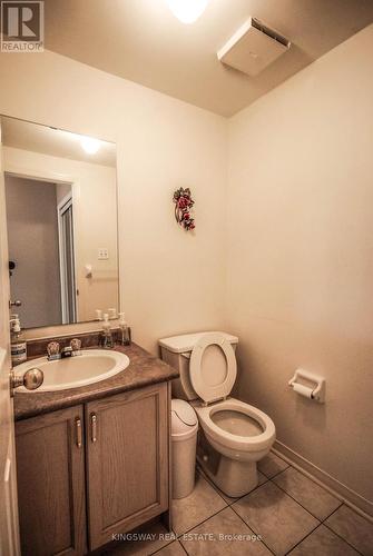 5468 Palmerston Crescent, Mississauga, ON - Indoor Photo Showing Bathroom