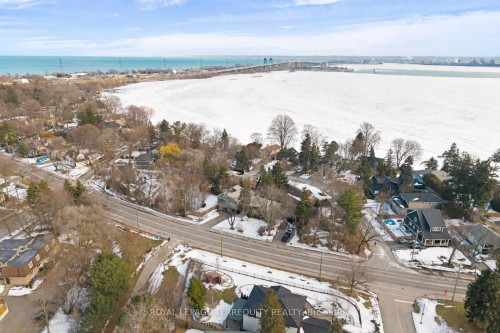 716 North Shore Boulevard E, Burlington, ON - Outdoor With Body Of Water With View