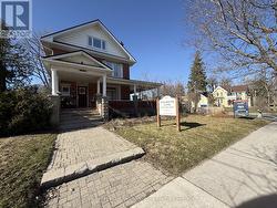 6038 MAIN STREET Whitchurch-Stouffville, ON L4A 1B8