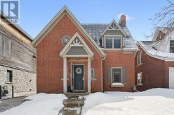 63 CLAREMONT AVENUE  Kitchener, ON N2M 2P5