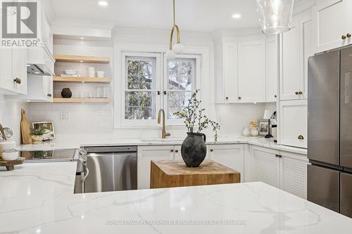 186 Aylmer Avenue, Ottawa, ON - Indoor Photo Showing Kitchen With Upgraded Kitchen