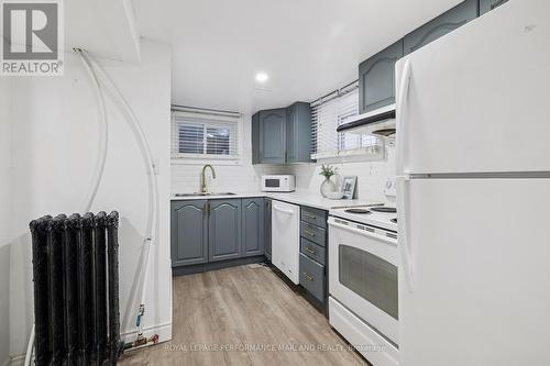 186 Aylmer Avenue, Ottawa, ON - Indoor Photo Showing Kitchen With Double Sink