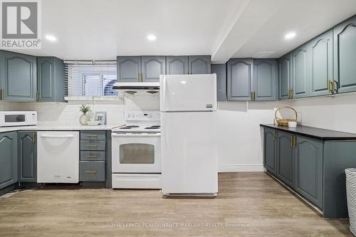 186 Aylmer Avenue, Ottawa, ON - Indoor Photo Showing Kitchen