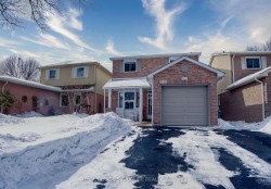 6448 Colebrook Crescent  Mississauga, ON L5N 3E4