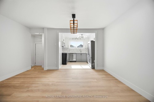 8 Claudette Gate, Hamilton, ON - Indoor Photo Showing Other Room