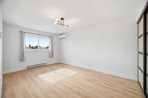 8 Claudette Gate, Hamilton, ON - Indoor Photo Showing Other Room