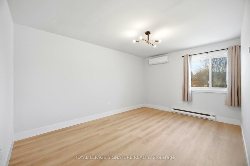 8 Claudette Gate, Hamilton, ON - Indoor Photo Showing Other Room