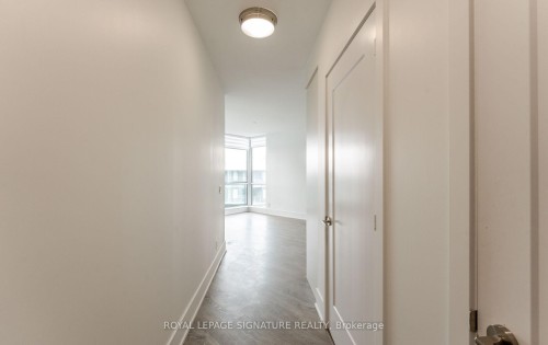 Ph35-1 Edgewater Drive, Toronto, ON - Indoor Photo Showing Other Room
