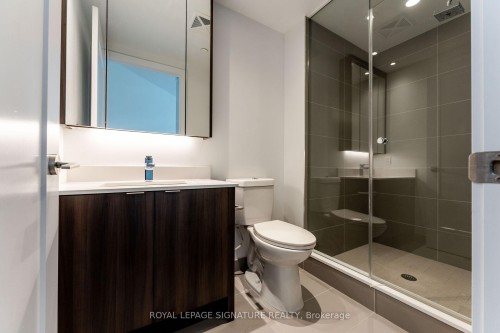 Ph35-1 Edgewater Drive, Toronto, ON - Indoor Photo Showing Bathroom