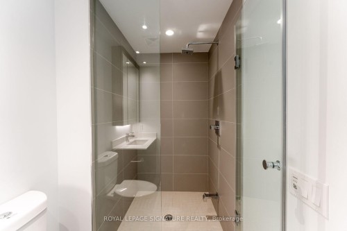 Ph35-1 Edgewater Drive, Toronto, ON - Indoor Photo Showing Bathroom