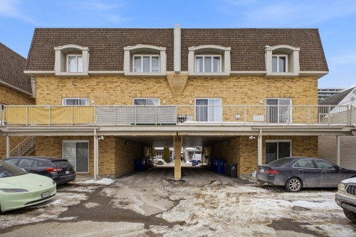 Back of Structure - 321C Rue Champlain, Gatineau (Hull), QC - Outdoor