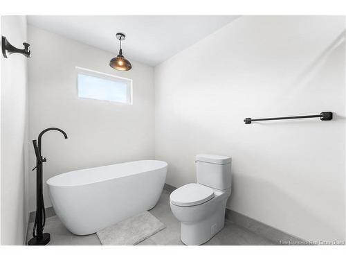 153 Herman St, Dieppe, NB 