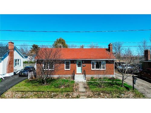 35 Coronation Dr, Moncton, NB 