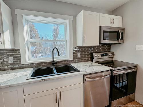 35 Coronation Dr, Moncton, NB 