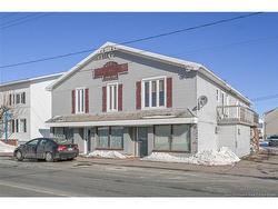 248 J.D. Gauthier BLVD  Shippagan, NB E8S 2L1