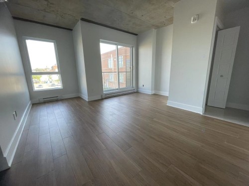 Chambre à coucher - 308-850 Rue Ouimet, Montréal (Saint-Laurent), QC - Indoor Photo Showing Other Room