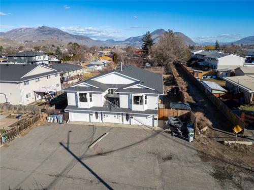 881 Evergreen Place  Kamloops, BC V2B 5M7