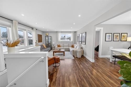 335 16Th Avenue, Cranbrook, BC - Indoor Photo Showing Other Room