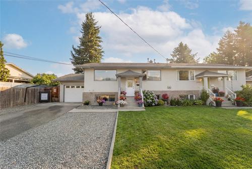 2334 Bossert Avenue  Kamloops, BC V2B 4V7