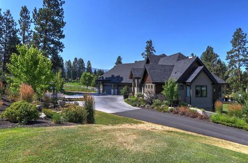 3990 Fairwinds Court, Kelowna, BC - Outdoor With Facade
