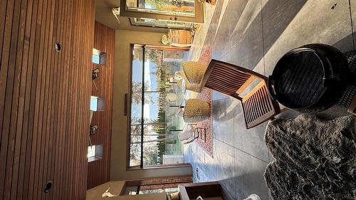 3990 Fairwinds Court, Kelowna, BC - Indoor