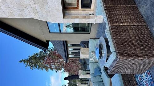 3990 Fairwinds Court, Kelowna, BC - Outdoor With Exterior