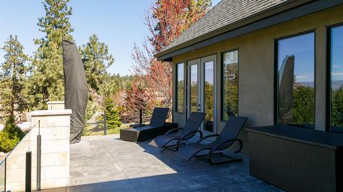 3990 Fairwinds Court, Kelowna, BC - Outdoor With Exterior