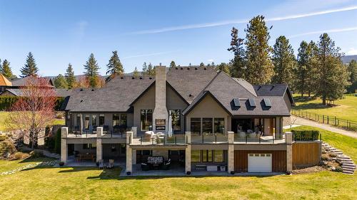 3990 Fairwinds Court, Kelowna, BC - Outdoor