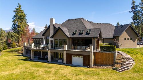 3990 Fairwinds Court, Kelowna, BC - Outdoor