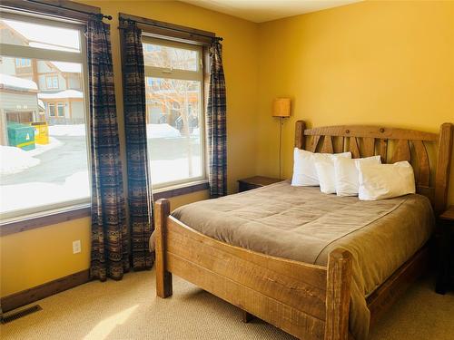 04A-1351 Gerry Sorensen Way, Kimberley, BC - Indoor Photo Showing Bedroom