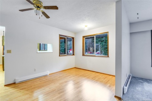 1301 Sayward Rd, Sayward, BC 