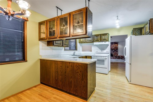 1301 Sayward Rd, Sayward, BC 