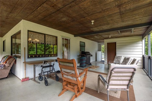 1301 Sayward Rd, Sayward, BC 