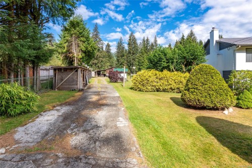 1301 Sayward Rd, Sayward, BC 