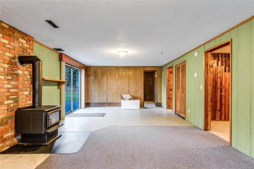 1301 Sayward Rd, Sayward, BC 