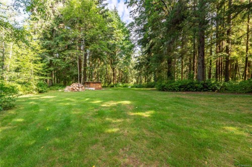 1301 Sayward Rd, Sayward, BC 